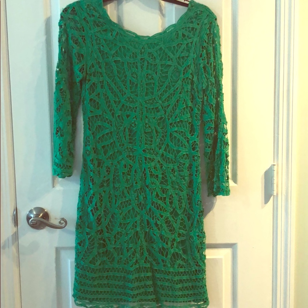 INC green lace midi dress. Fully lined,Lace detail